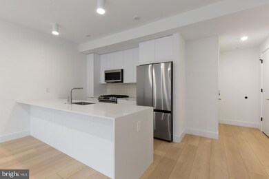 2007 Cambridge St unit 6, Philadelphia, PA 19130 - photo 2