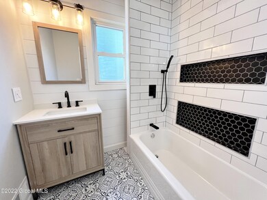 63 Pershing Dr, Schenectady, NY 12302 - photo 4