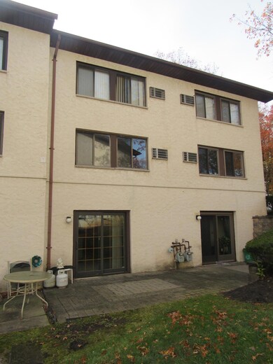 126 N Route 303 unit 2, Congers, NY 10920 - photo 6