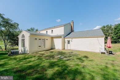 701 Covington Ct, Sykesville, MD 21784 - photo 4