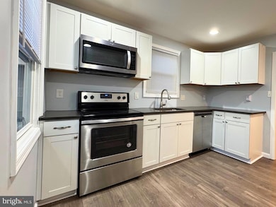 2909 Duncan Ln, Parkville, MD 21234 - photo 7