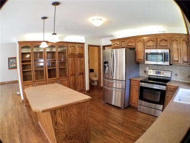 509 Birchwood Ct, Raymore, MO 64083 - photo 4