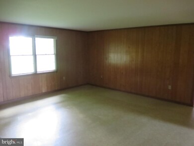 25607 Poland Rd, Chantilly, VA 20152 - photo 6