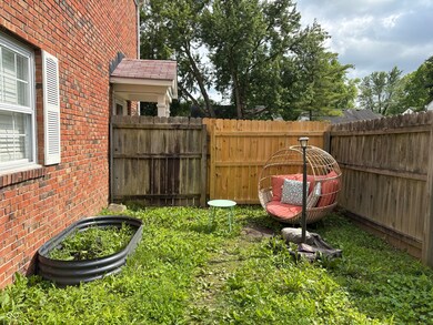 1636 Marborough Ln, Indianapolis, IN 46260 - photo 4