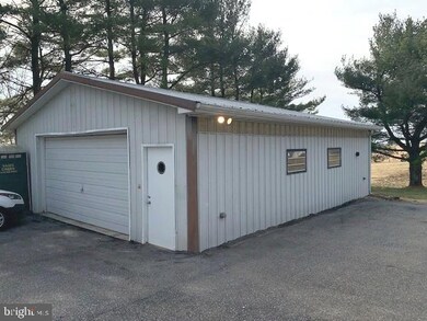 2114 Trevanion Rd, Taneytown, MD 21787 - photo 5