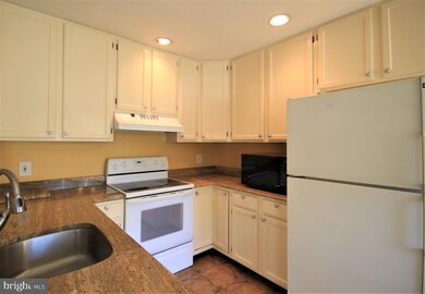 108 Suffield Ct, Chalfont, PA 18914 - photo 5