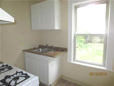 27 Collins Ave unit 1, Pawtucket, RI 02860 - photo 3