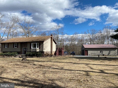 5567 Virginia Line Rd, Berkeley Springs, WV 25411 - photo 6