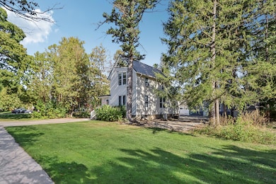 311 Louise St, Lake Mills, WI 53551 - photo 4