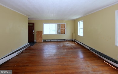 2905 Berwick Ave, Parkville, MD 21234 - photo 2