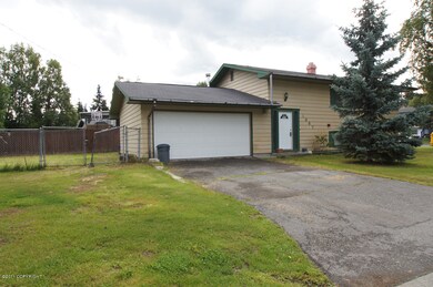 1967 Bartlett Dr, Anchorage, AK 99507 - photo 6