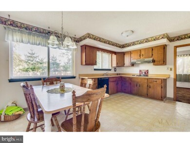 3 W Eagle Ln, Cherry Hill, NJ 08003 - photo 4