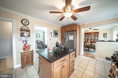 711 W 11th St, New Castle, DE 19720 - photo 4