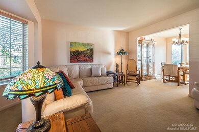 2267 Gemstone Ct, Ann Arbor, MI 48103 - photo 6