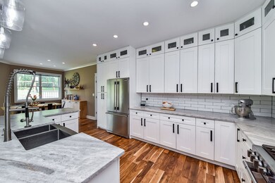 694 Hart Rd, Batavia, IL 60510 - photo 4