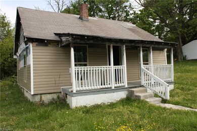 1211 Furlough Ave, High Point, NC 27260 - photo 2