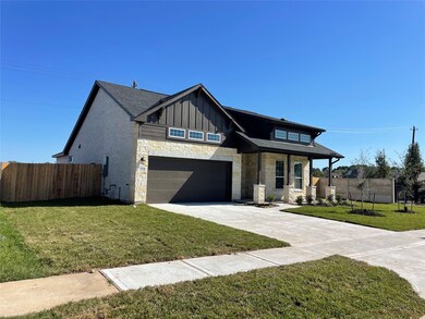 402 Merlot Dr, Alvin, TX 77511 - photo 3