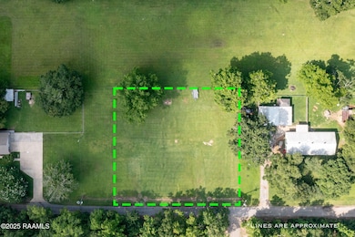 2740 J Robley Dr, Lafayette, LA 70503 - photo 3