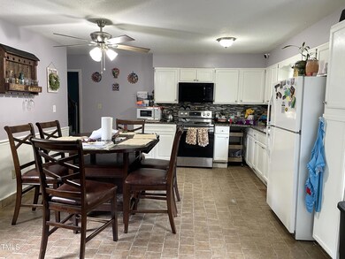 3129 Skycrest Dr, Raleigh, NC 27604 - photo 7