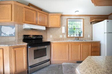 330 Garfield Rd, Minot, ME-9