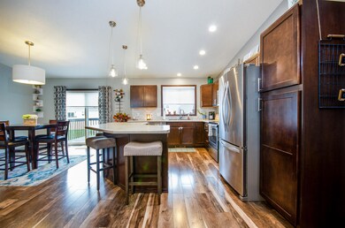 6 Kitchen-