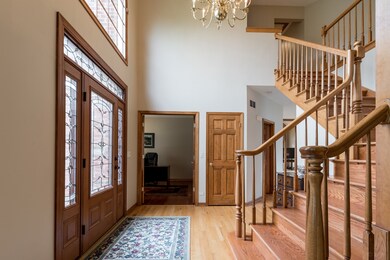 Welcome Home! Spacious and Bright