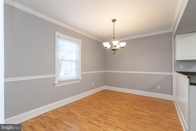14475 Saint Germain Dr, Centreville, VA 20121 - photo 5