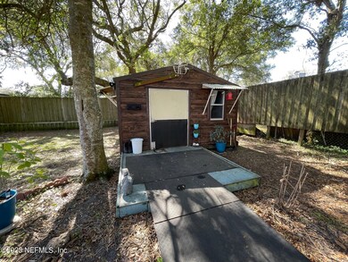 2904 Kline Rd, Jacksonville, FL 32246 - photo 4