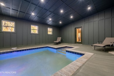 4015 Hitching Post Rd, Pigeon Forge, TN 37863 - photo 2