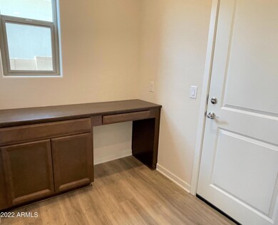 10157 E Tahoe Ave, Mesa, AZ 85212 - photo 4