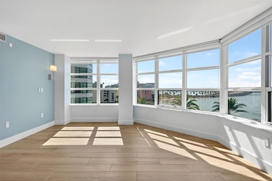 Condo on the Bay Tower I unit 605, Sarasota, FL 34236 - photo 4