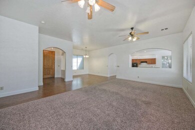 2857SBirchWay004