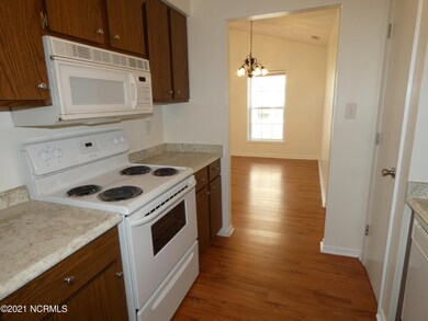 110 Highland Ct, Jacksonville, NC 28540 - photo 5