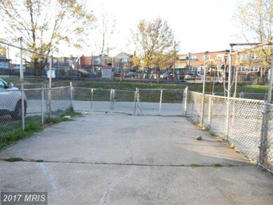 3824 Sinclair Ln, Baltimore, MD 21213 - photo 7