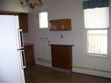 925 Apt 2 N Webster Ave, Scranton, PA 18510 - photo 4