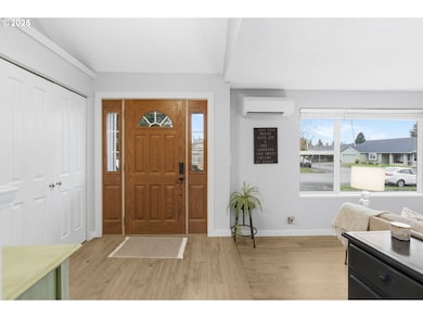 353 72nd St, Springfield, OR 97478 - photo 5