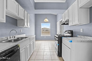 14356 Desierto Lindo Ave, El Paso, TX 79928 - photo 7
