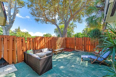 004-2854SEFifthCircle-BoyntonBeach-FL-sm