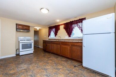 51 Fuller St, Dorchester Center, MA 02124 - photo 6