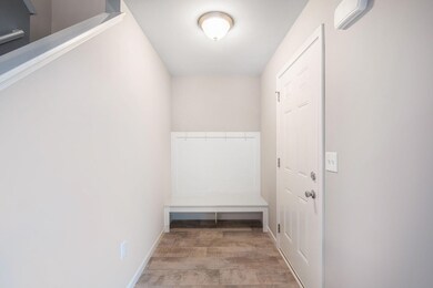 MWK080-i1830-Foyer