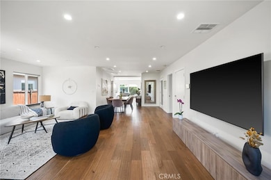 17642 Calvert St, Encino, CA 91316 - photo 6