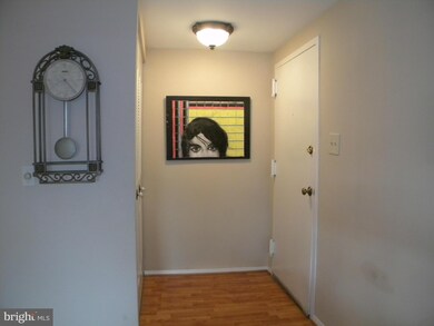 427 Christopher Ave unit 54, Gaithersburg, MD 20879 - photo 2