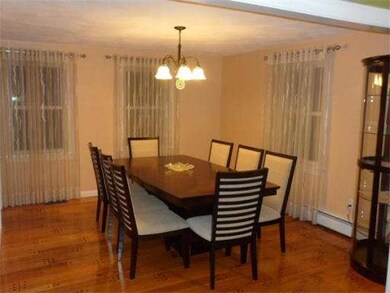 81 Poquanticut Ave, North Easton, MA 02356 - photo 2