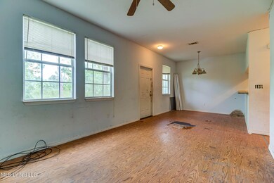217 Walthall St (4)