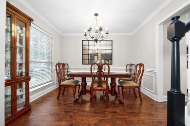 2112 N Mission Cir, Friendswood, TX 77546 - photo 6