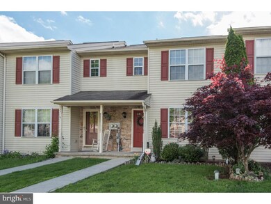 135 Sunnyside Ln, Perkasie, PA 18944 - photo 2