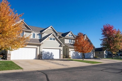 1077 Provence Ln, Waconia, MN 55387 - photo 2