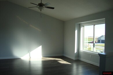 108 Pelican Ct, Mankato, MN 56001 - photo 4