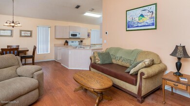 GREAT FAMILY ROOM