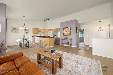 10-web-or-mls-6909 Briar Loop Exports-10